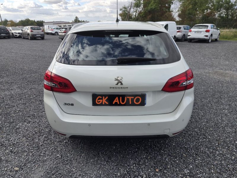 PEUGEOT 308 SW II 1.2 130cv 2015 MOTEUR NEUF 