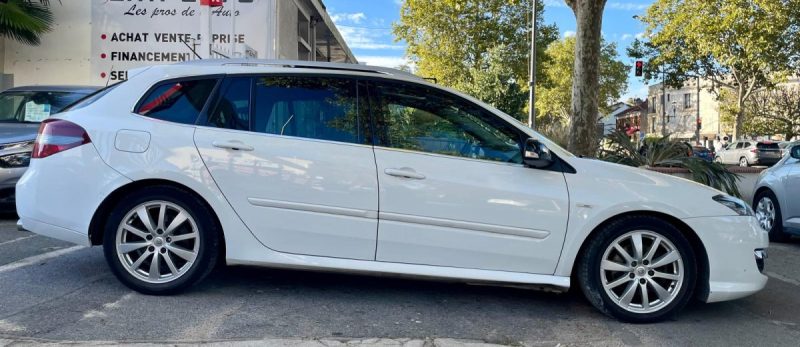 RENAULT LAGUNA 2.0 DCI 130 BOSE