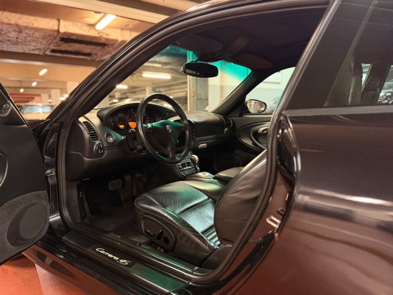 PORSCHE 911 type 996 CARRERA 4S 