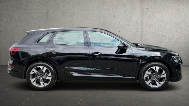 AUDI E-TRON 55 QUATTRO 2023 S LINE 408cv PREMIERE MAiN
