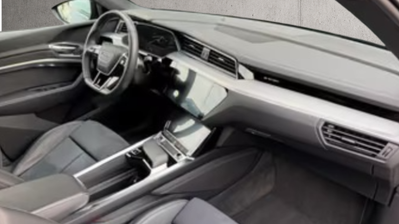 AUDI E-TRON 55 QUATTRO 2023 S LINE 408cv PREMIERE MAiN
