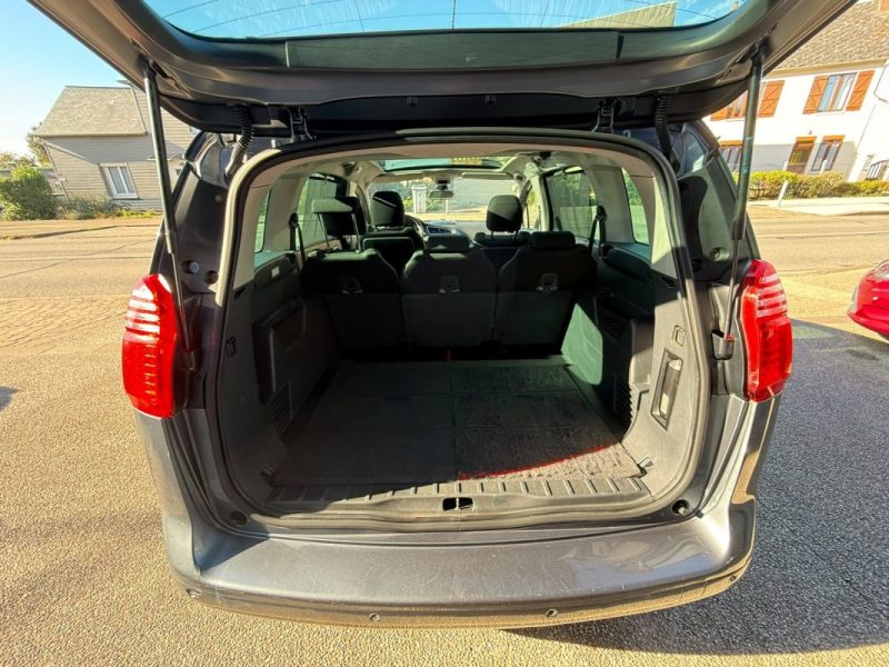Peugeot 5008 1.6 HDi 112Ch Allure