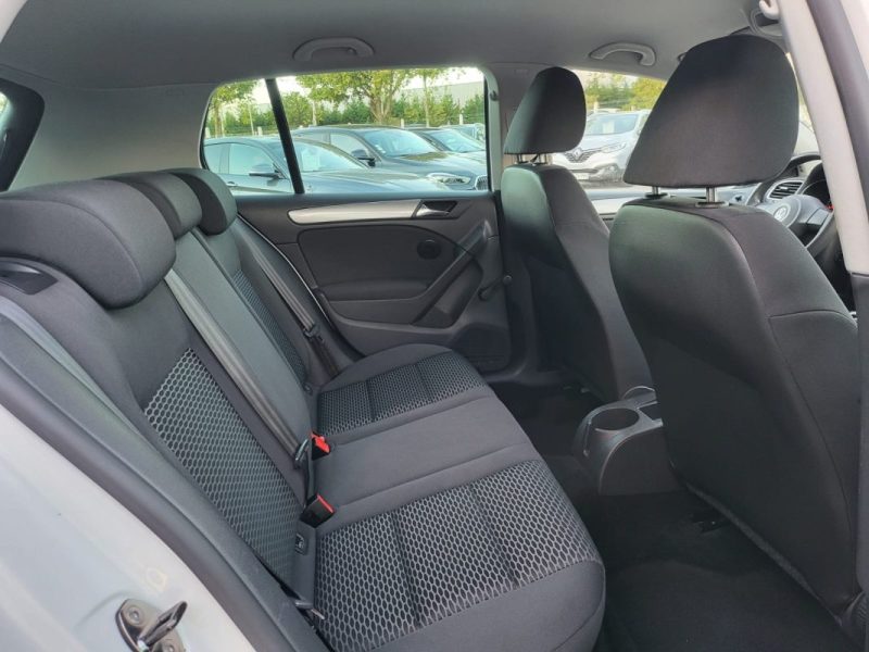 VOLKSWAGEN GOLF 1.4i 