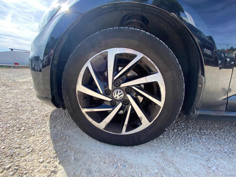 VOLKSWAGEN Golf VII - 1.0 Tsi Connect 115ch essence