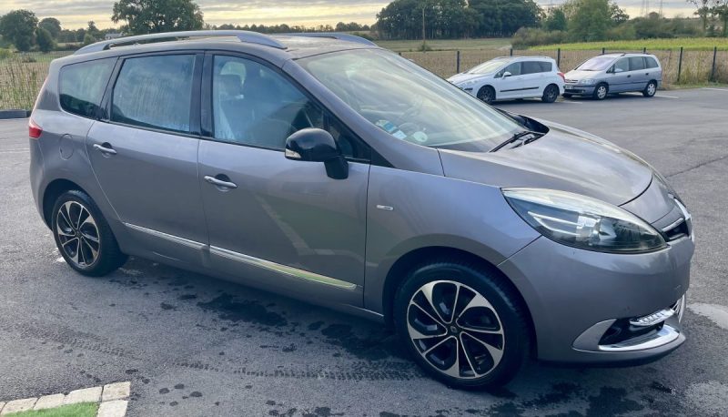 RENAULT MEGANE GRAND SCENIC 1.6 130CH BOSE EDITION 7PL 2014