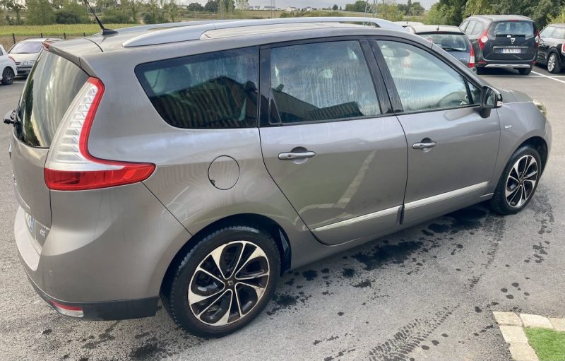 RENAULT MEGANE GRAND SCENIC 1.6 130CH BOSE EDITION 7PL 2014