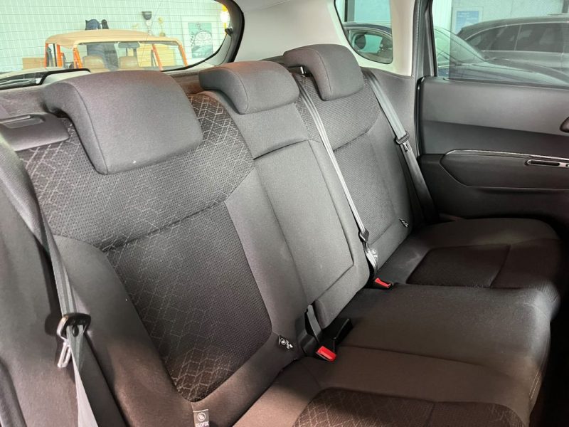 🚗 PEUGEOT 3008 1.6 E-HDI 115ch ⚙️ ACTIVE 📡 Radars de recul ❄️ Climatisation