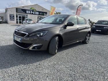 PEUGEOT 308 II 1.2 130 2015