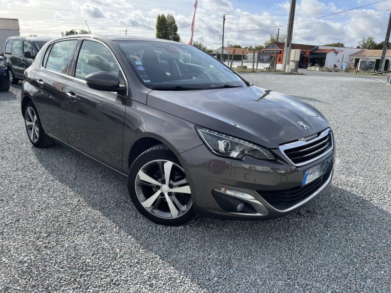 PEUGEOT 308 II 1.2 130 2015