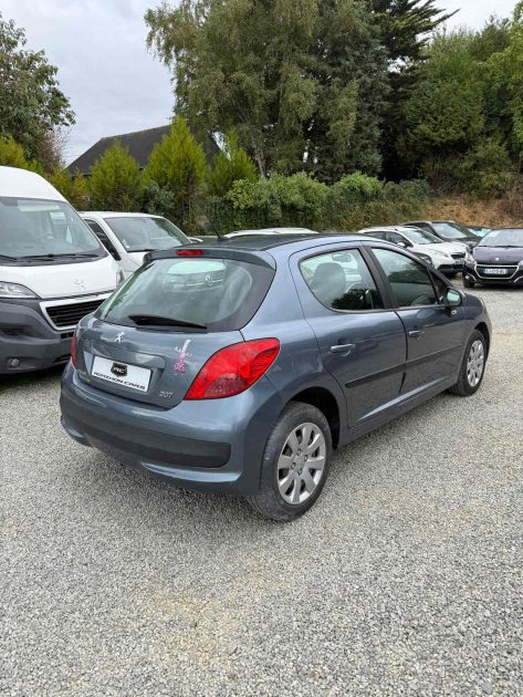 PEUGEOT 207 1.4E 16V 90 EXECUTIVE 2007