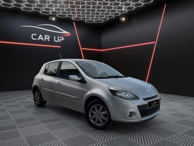 RENAULT CLIO III 1.5 dCI 85 cv BVA
