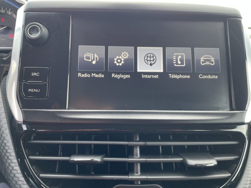 PEUGEOT 2008 - 1 1.2  ALLURE 2015