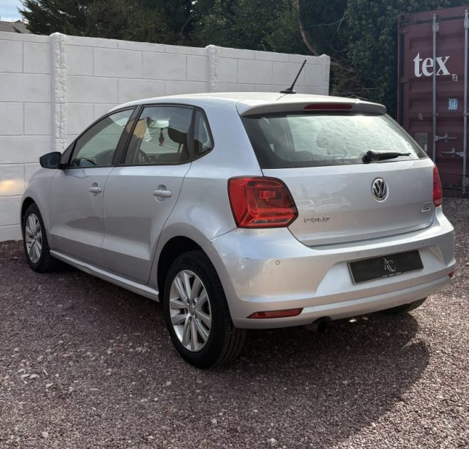 Volkswagen Polo V 1.4 Tdi 90ch BlueMotion Confortline