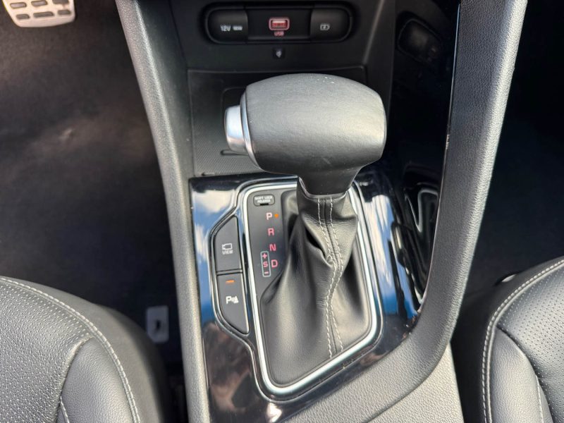 KIA NIRO 1.6 GDI HYBRIDE 141CV BVA DESIGN FULL TOIT OUVRANT 2020