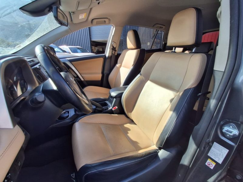 TOYOTA RAV4 2.0 D4D 143 CV 4X2 DESIGN 