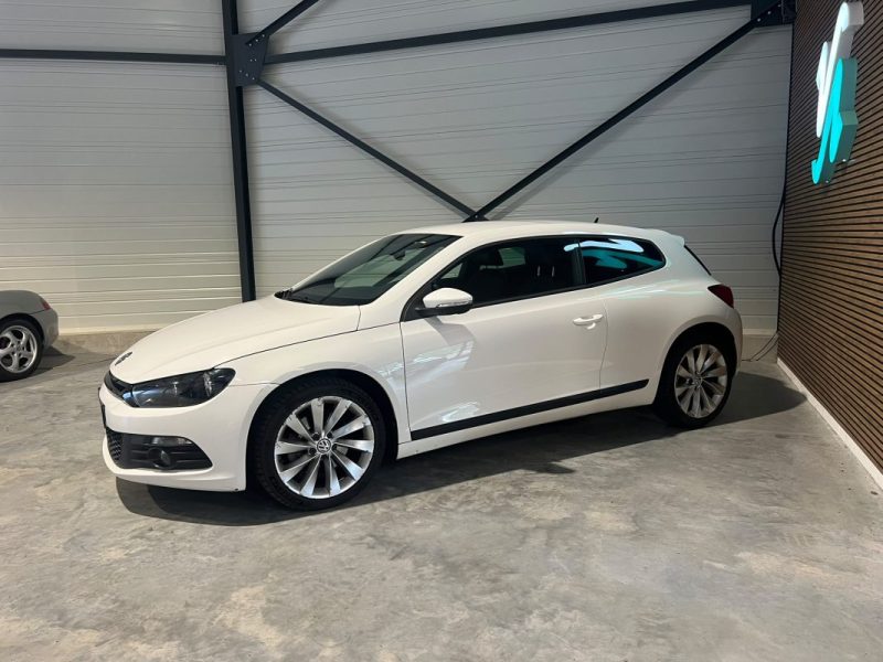VOLKSWAGEN - SCIROCCO - 1.4 TSI - 2009 - 160cv - 126 000 km 