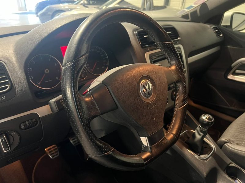 VOLKSWAGEN - SCIROCCO - 1.4 TSI - 2009 - 160cv - 126 000 km 