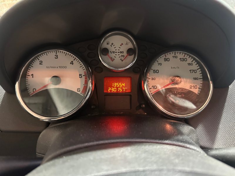 PEUGEOT 207 1.4 HDI 70 STYLE  2008