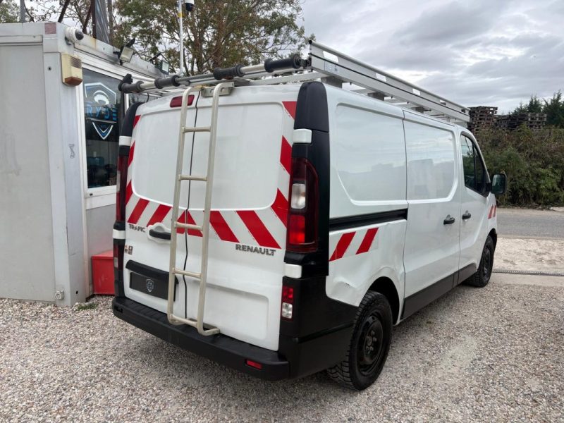 TRAFIC 1,6 DCI 125CH 3PL 2019 1ère MAIN 11 490 TTC