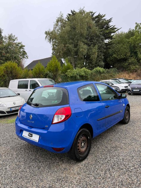 RENAULT CLIO 1.5 DCI 75 SOCIETE 2 PLACES 3490 TTC
