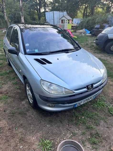 PEUGEOT 206 1.6 TU  B.A. 2002