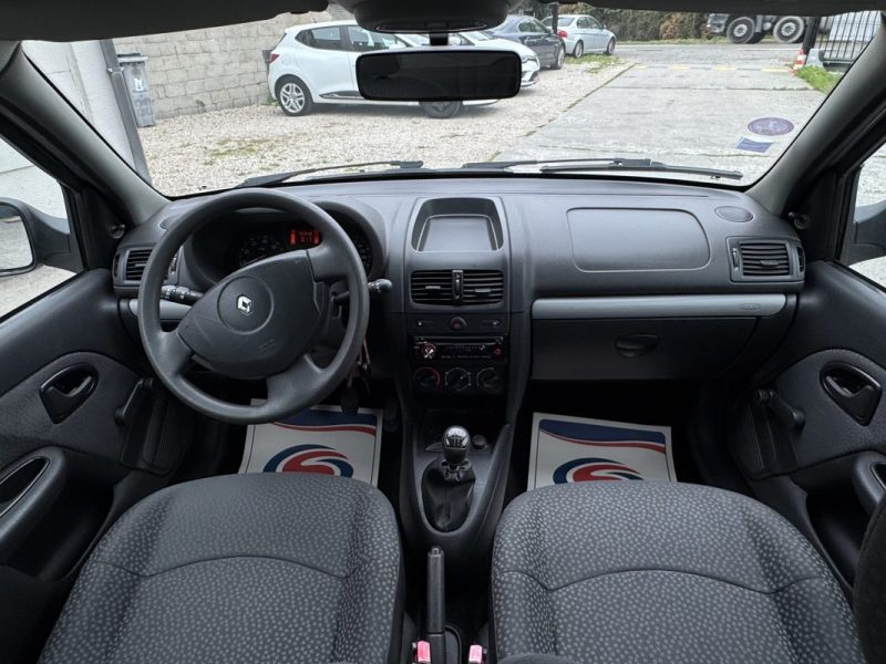 RENAULT CLIO CAMPUS 1.2 I 1er MAIN 72000Km GARANTIE 6 MOIS 