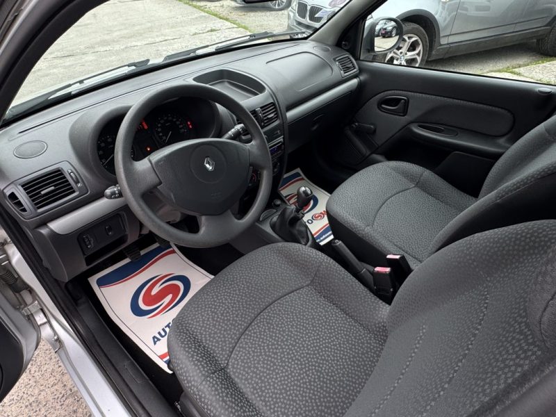 RENAULT CLIO CAMPUS 1.2 I 1er MAIN 72000Km GARANTIE 6 MOIS 