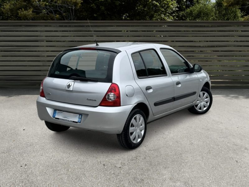 RENAULT CLIO CAMPUS 1.2 I 1er MAIN 72000Km GARANTIE 6 MOIS 