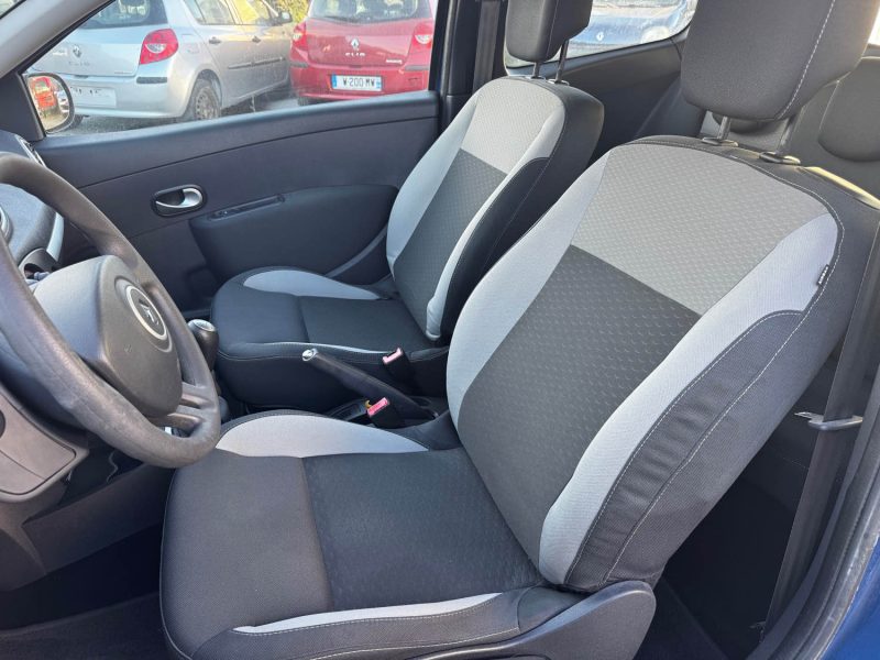 RENAULT CLIO 1.2 EXPRESSION 2011