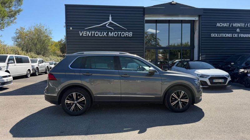 VOLKSWAGEN TIGUAN CARAT EXCVLUSIVE DSG7 2.0 TDI / TOIT OUVRANT / CAMERA