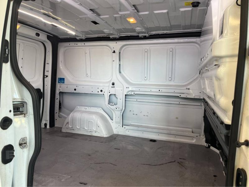 Renault Trafic L1H1 2.0 DCI 145