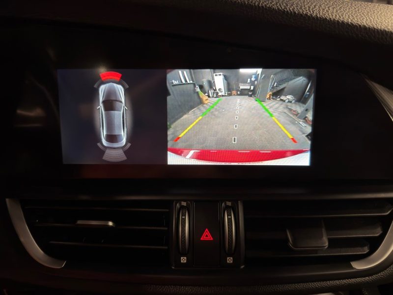 ALFA ROMEO GIULIA 2.0 200 Cv - APPLE & ANDROID / TOIT OUVRANT - GARANTIE 12 MOIS NATIONALE