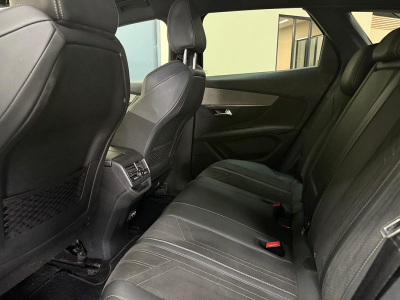 PEUGEOT 3008 1.5 BLUEHDI 130 GT 2021