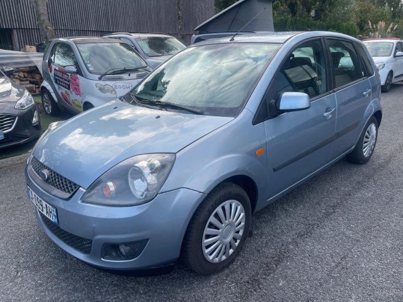 FORD FIESTA 5 1.4I 16V 80 CH