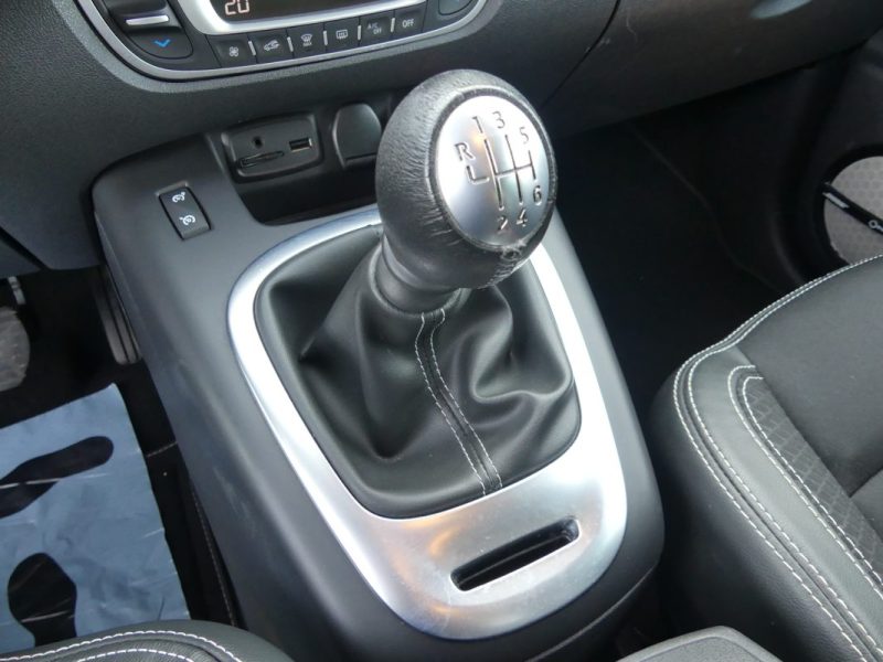RENAULT MEGANE GRAND SCENIC 3 (3) 1.5 DCI 110 BOSE 7 PL 2016