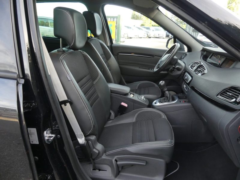 RENAULT MEGANE GRAND SCENIC 3 (3) 1.5 DCI 110 BOSE 7 PL 2016