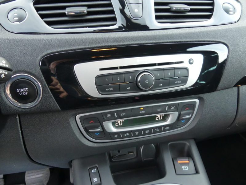 RENAULT MEGANE GRAND SCENIC 3 (3) 1.5 DCI 110 BOSE 7 PL 2016