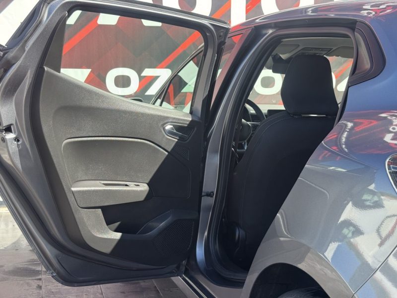 RENAULT CLIO V TCE 90 2024 TTC 