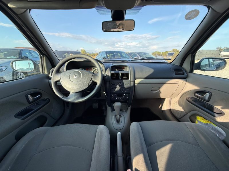 RENAULT CLIO CONFORT AUTHENTIQUE 1.4 16V BA PROACTIVE