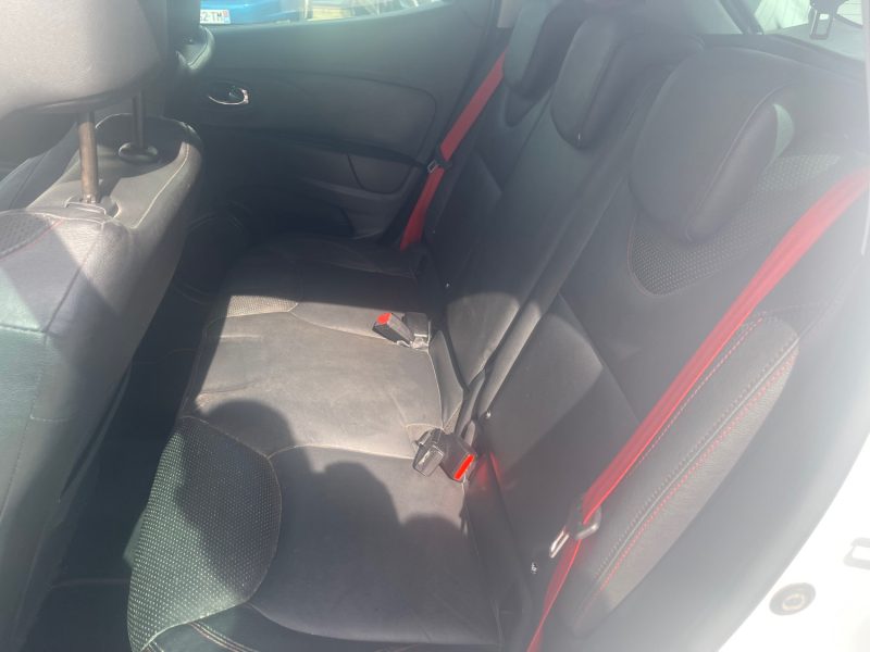 RENAULT CLIO 1.6 T 200CH RS EDC 144MKM