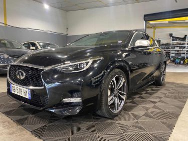 INFINITI Q30S 2.0T AWD 200CH 