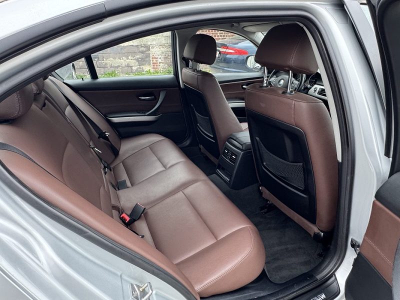 BMW 318 D 2.0 d PACK LUXE FULL OPTIONS CLIM/CUIR GARANTIE 6 MOIS 