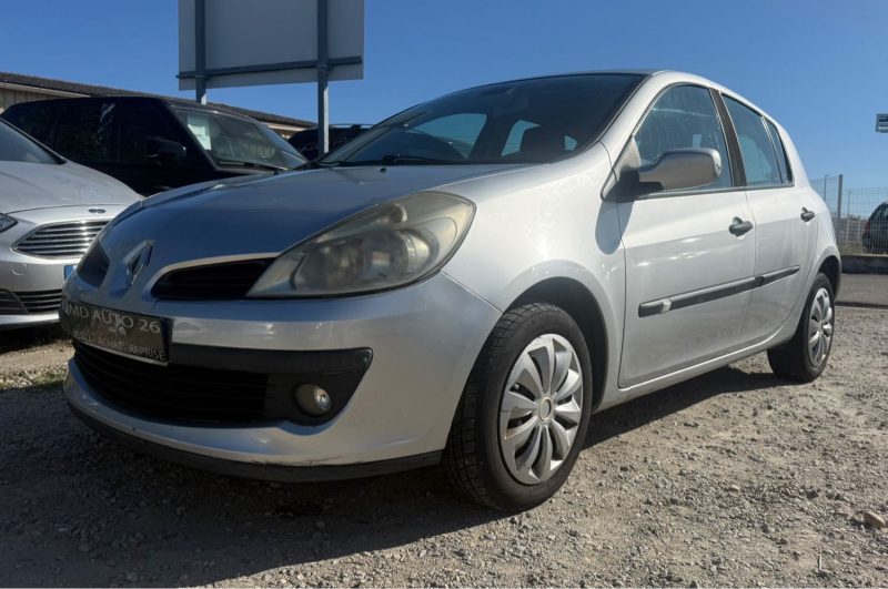 Renault Clio 3 1.4i 100 Ch Garantie