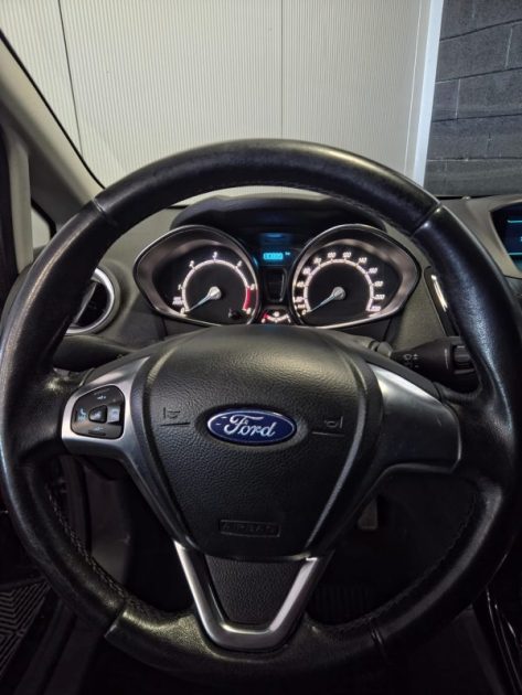 FORD FIESTA TITANIUM 1.5 TDCI 75Ch