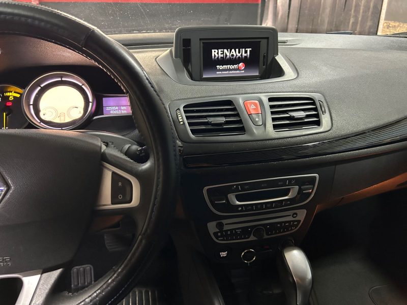 RENAULT MEGANE III 5 PORTES 1.5 DCI BVA 2011