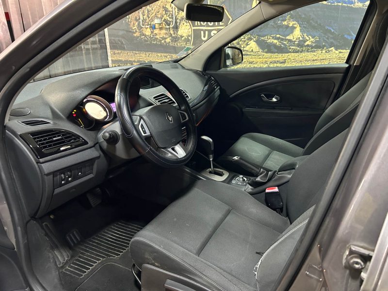 RENAULT MEGANE III 5 PORTES 1.5 DCI BVA 2011