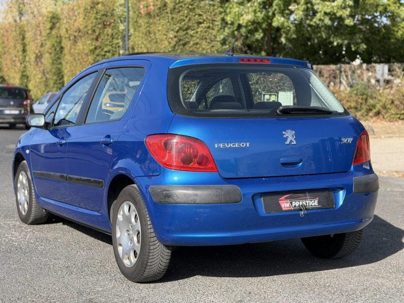 PEUGEOT 307 1.6 110 CV  Boite Auto / CARPLAY / Toit Ouvrant / Paiement 4X ou 10X Possible