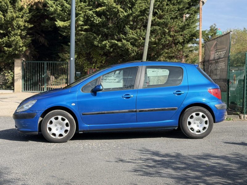 PEUGEOT 307 1.6 110 CV  Boite Auto / CARPLAY / Toit Ouvrant / Paiement 4X ou 10X Possible