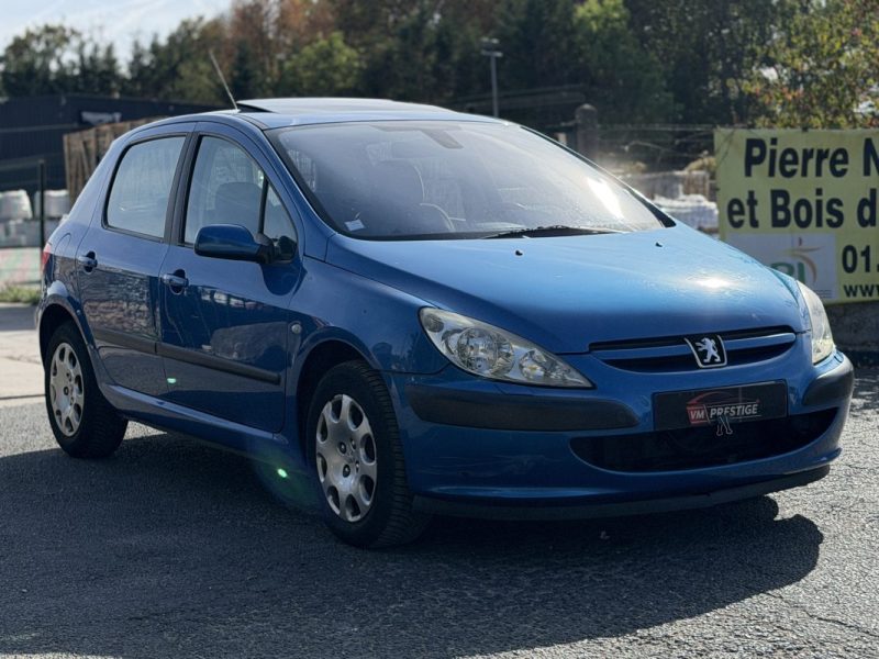 PEUGEOT 307 1.6 110 CV  Boite Auto / CARPLAY / Toit Ouvrant / Paiement 4X ou 10X Possible