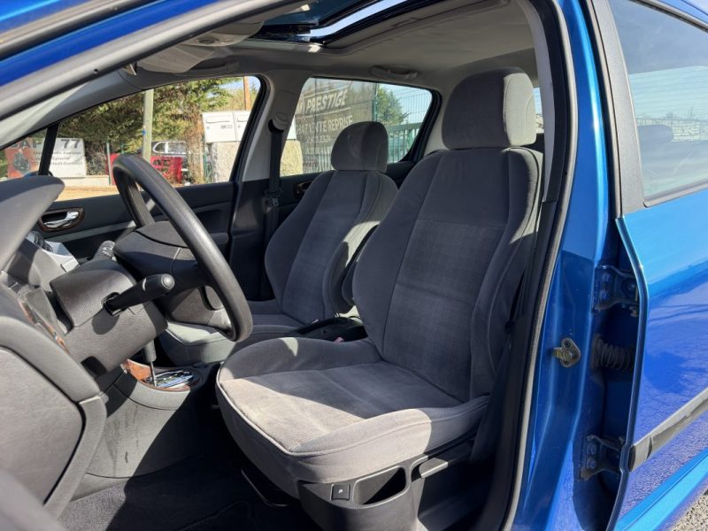 PEUGEOT 307 1.6 110 CV  Boite Auto / CARPLAY / Toit Ouvrant / Paiement 4X ou 10X Possible